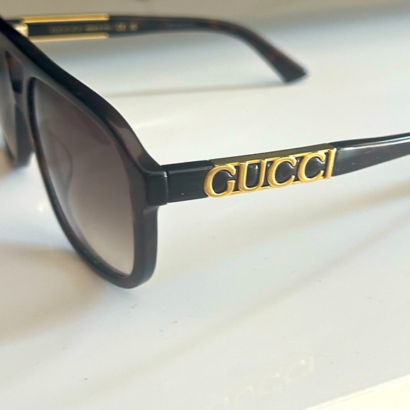 Gucci sunglasses - Picture 6 of 7